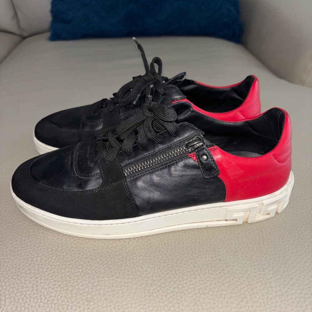 Versace Black and Red Sneakers with Classic Low-Top Design